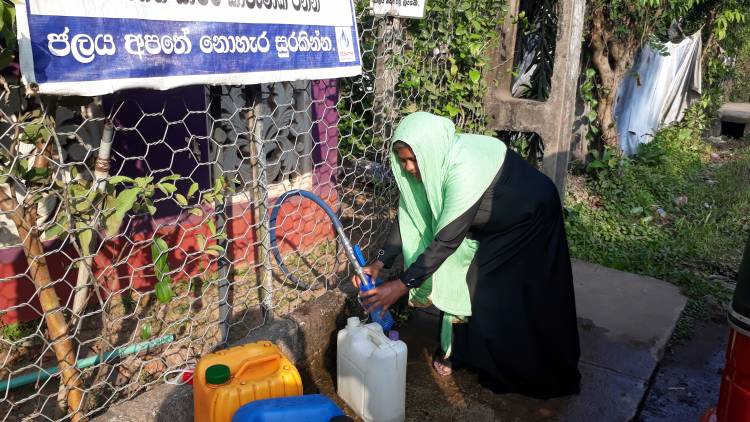 சுத்தமான குடிநீருக்காக ஏங்கும் களுத்துறை மாவட்ட கிராமங்கள்